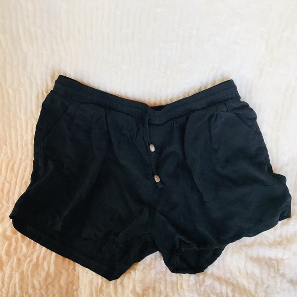3 elastic band shorts - Picture 8 of 14